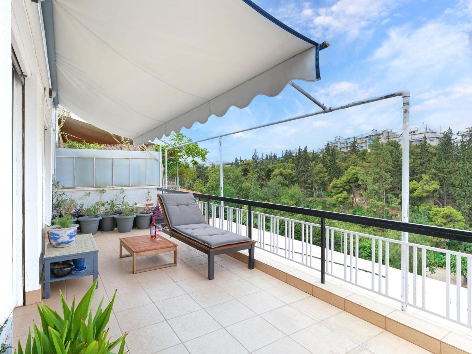 Central Pagrati Apartment With Park View Balcony - Opp Pangrati Grove Atina Dış mekan fotoğraf